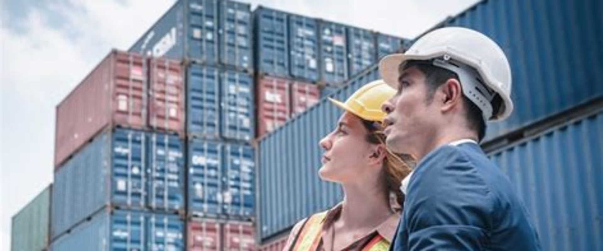 Navigating Customs and Duties in International Freight Transportation